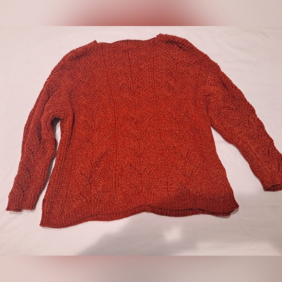 Warm and Cozy Lifestyle by Poof - Sweater Size Medium - Picture 4 of 7